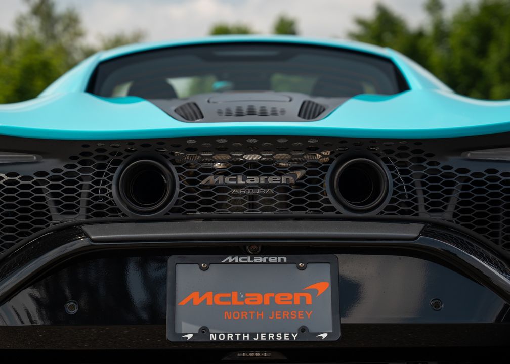 2025 McLaren Artura