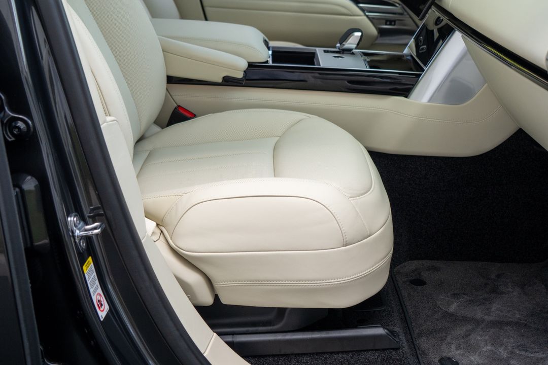 2025 Land Rover Range Rover