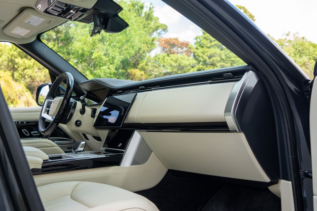 2025 Land Rover Range Rover