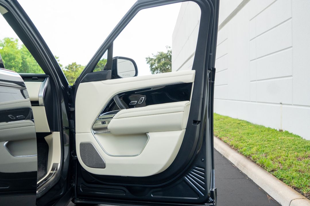 2025 Land Rover Range Rover