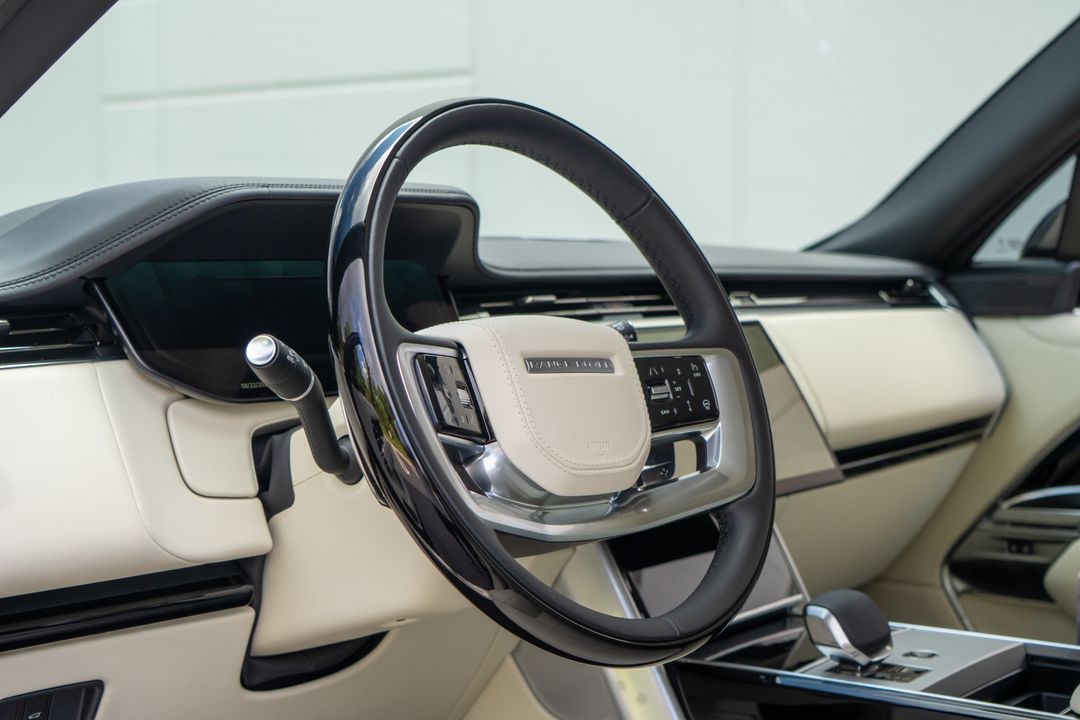 2025 Land Rover Range Rover