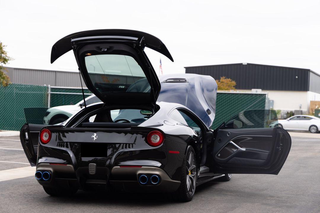 2014 Ferrari F12berlinetta