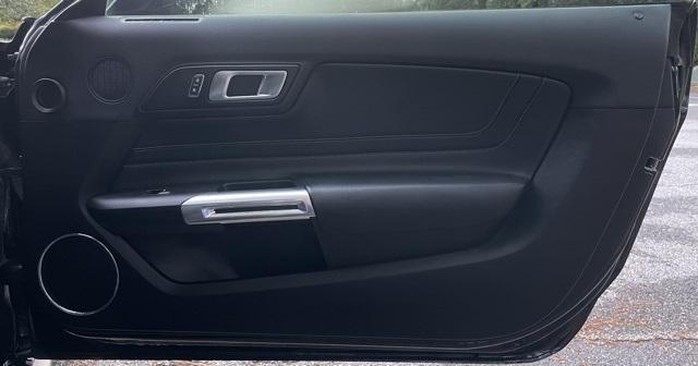 2022 Ford Mustang
