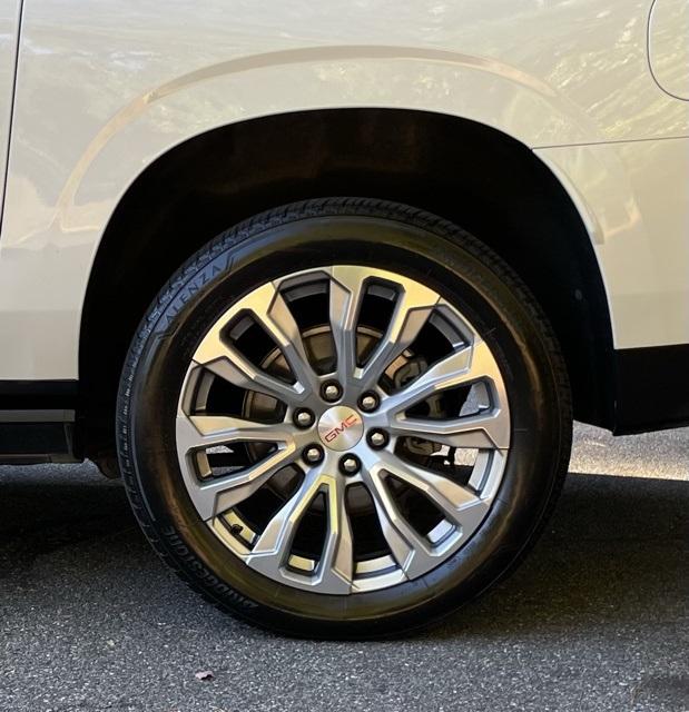 2022 GMC Yukon XL