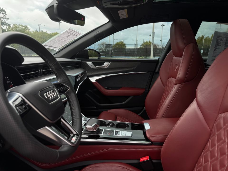 2023 Audi S7