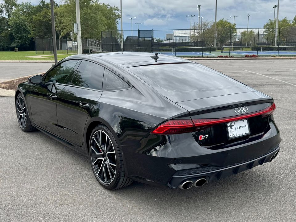 2023 Audi S7