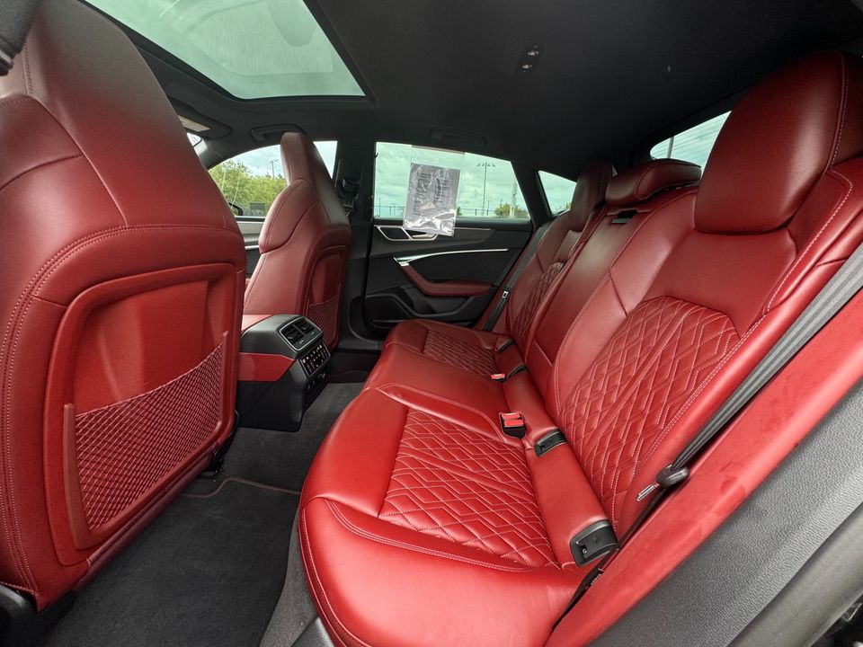 2023 Audi S7