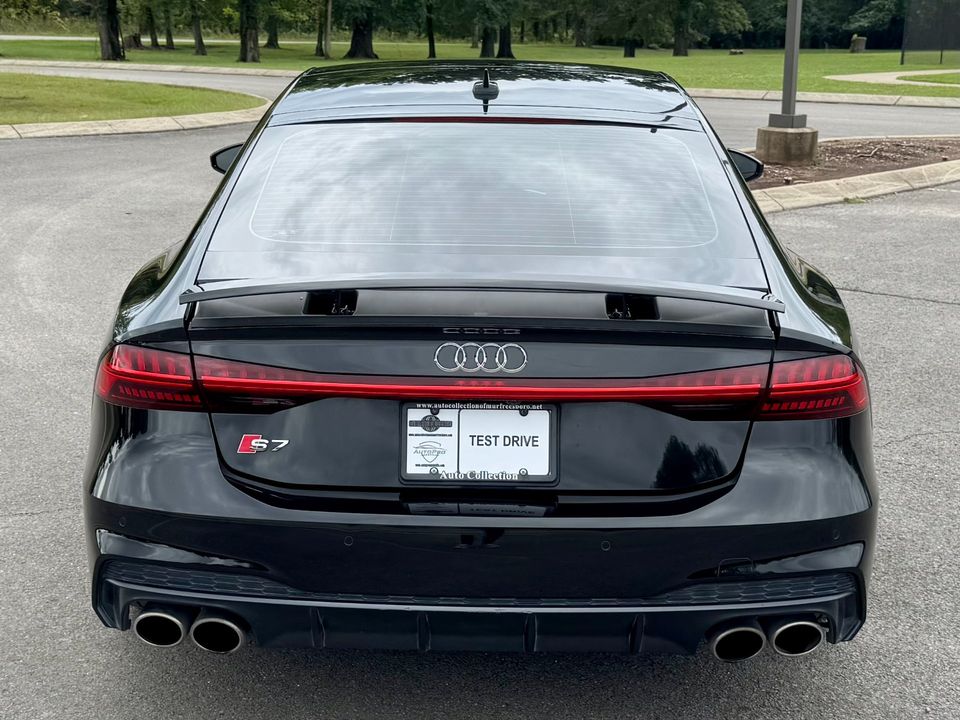2023 Audi S7