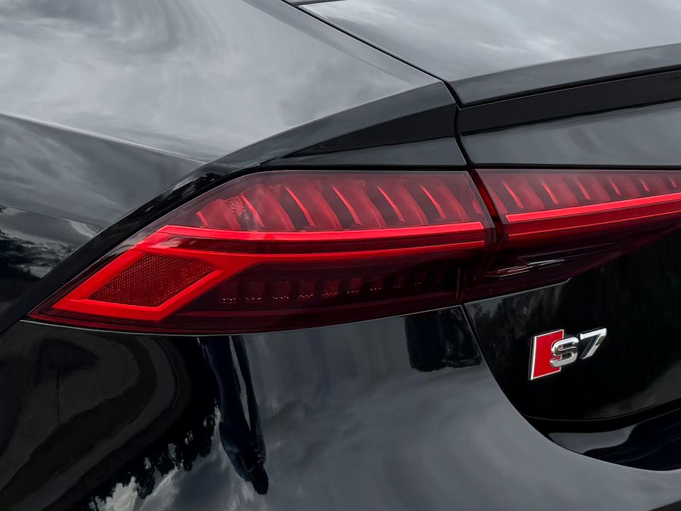2023 Audi S7