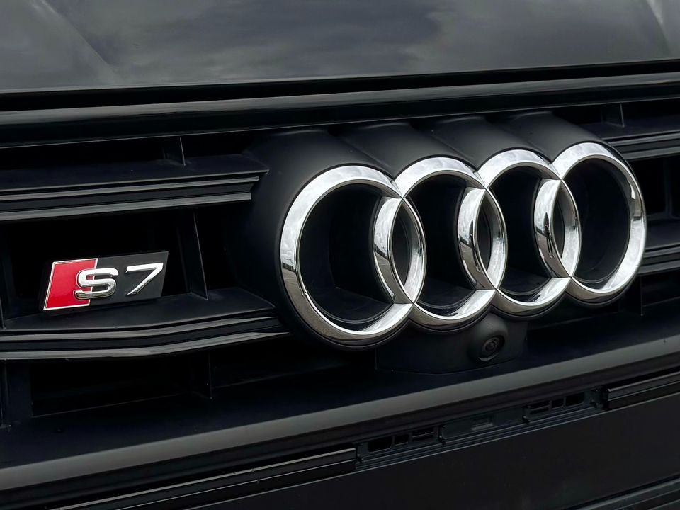 2023 Audi S7
