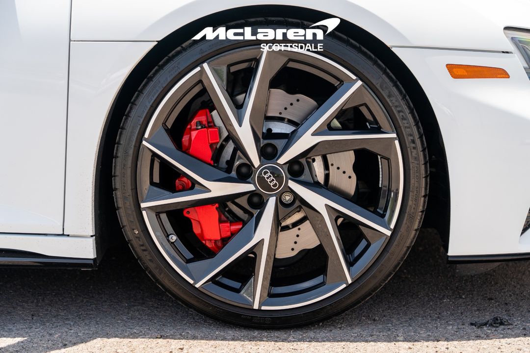 2022 AUDI R8 COUPE