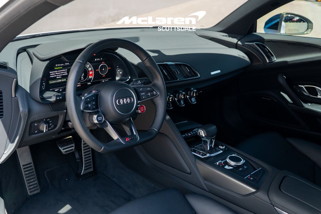 2022 AUDI R8 COUPE