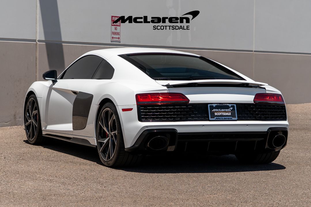 2022 AUDI R8 COUPE
