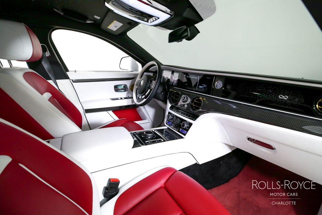 2024 Rolls-Royce Black Badge Ghost
