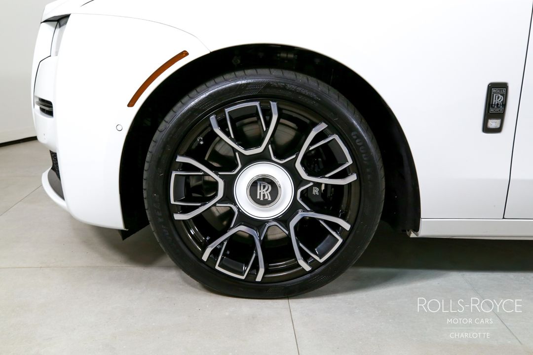 2024 Rolls-Royce Black Badge Ghost