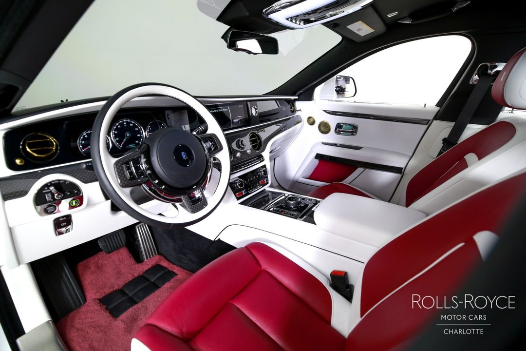 2024 Rolls-Royce Black Badge Ghost
