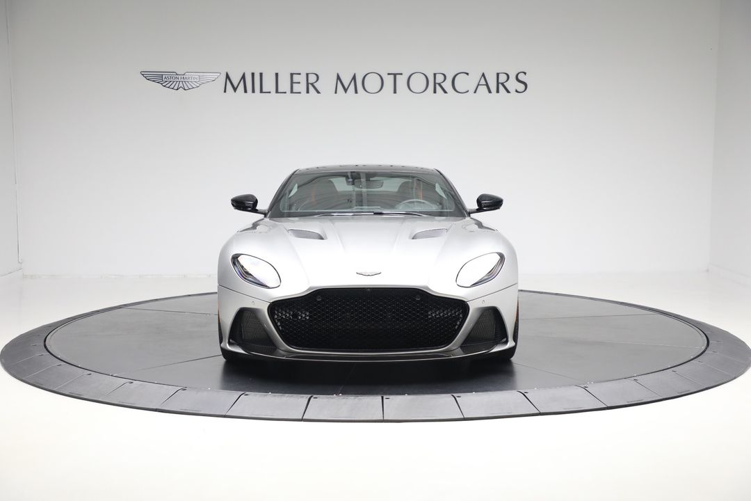 2023 Aston Martin DBS