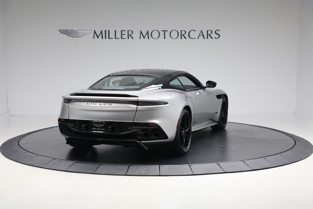 2023 Aston Martin DBS