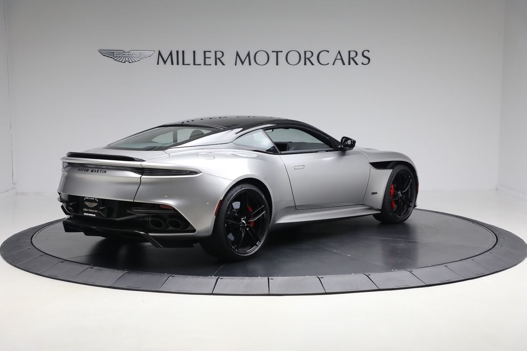 2023 Aston Martin DBS