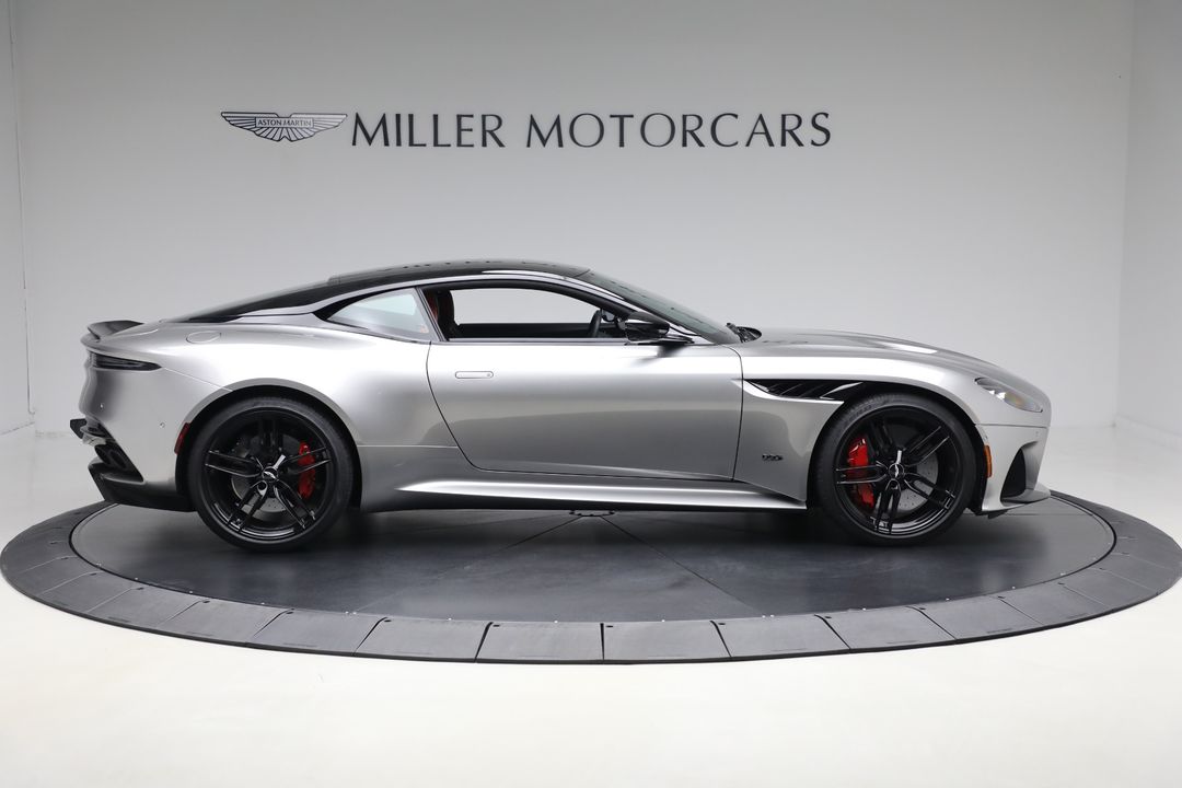 2023 Aston Martin DBS