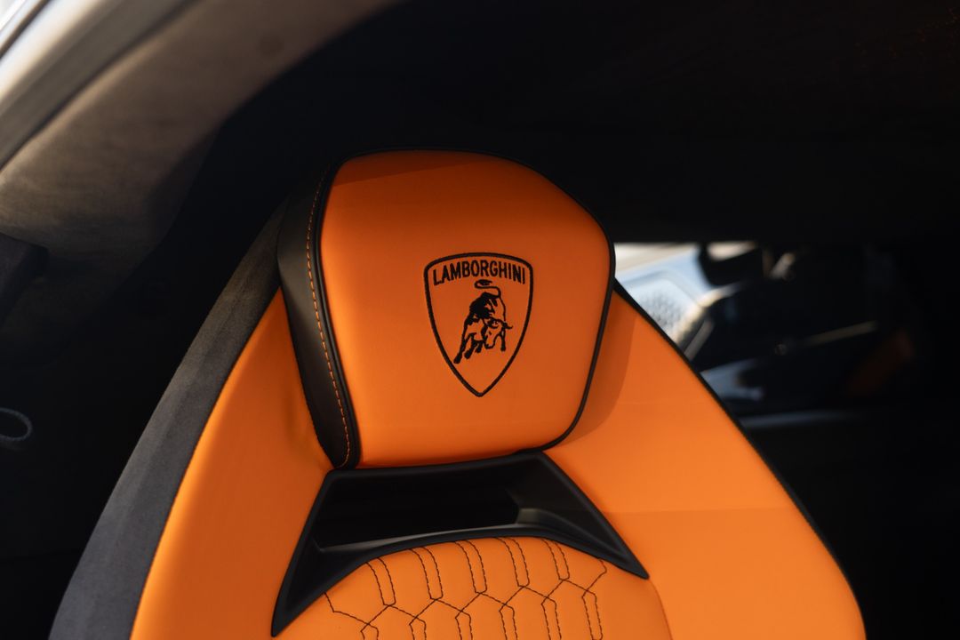 2024 Lamborghini Revuelto