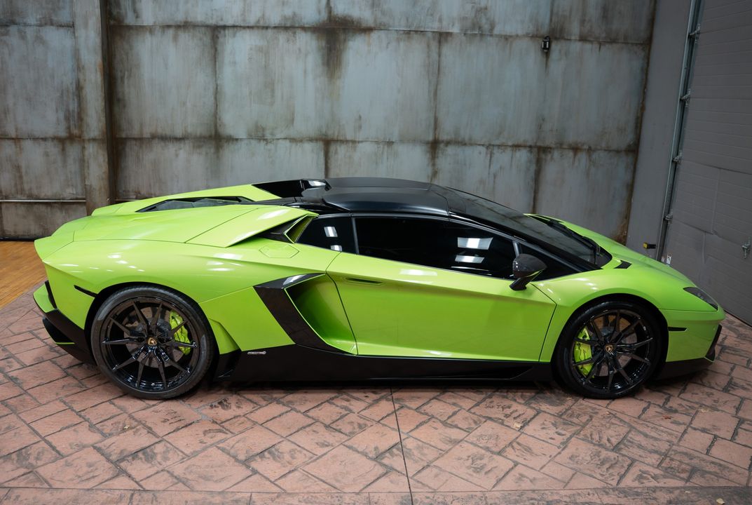 2014 Lamborghini Aventador