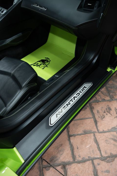 2014 Lamborghini Aventador