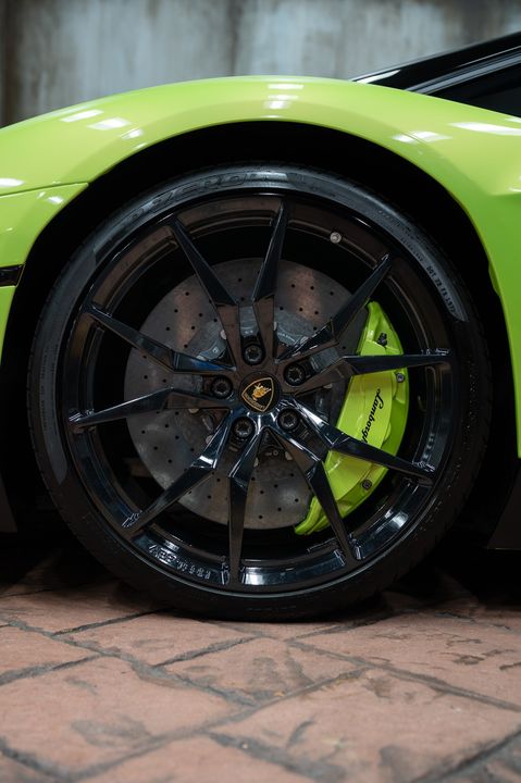 2014 Lamborghini Aventador