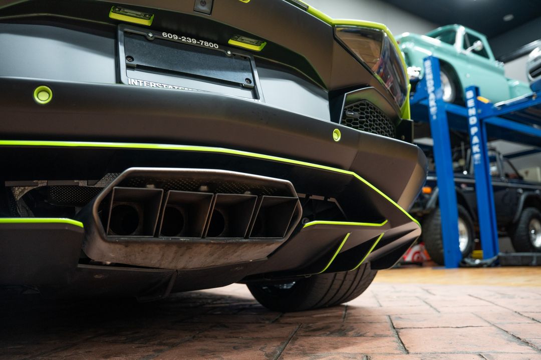 2014 Lamborghini Aventador