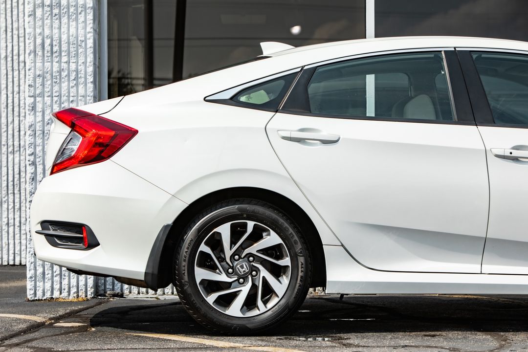 2018 HONDA CIVIC