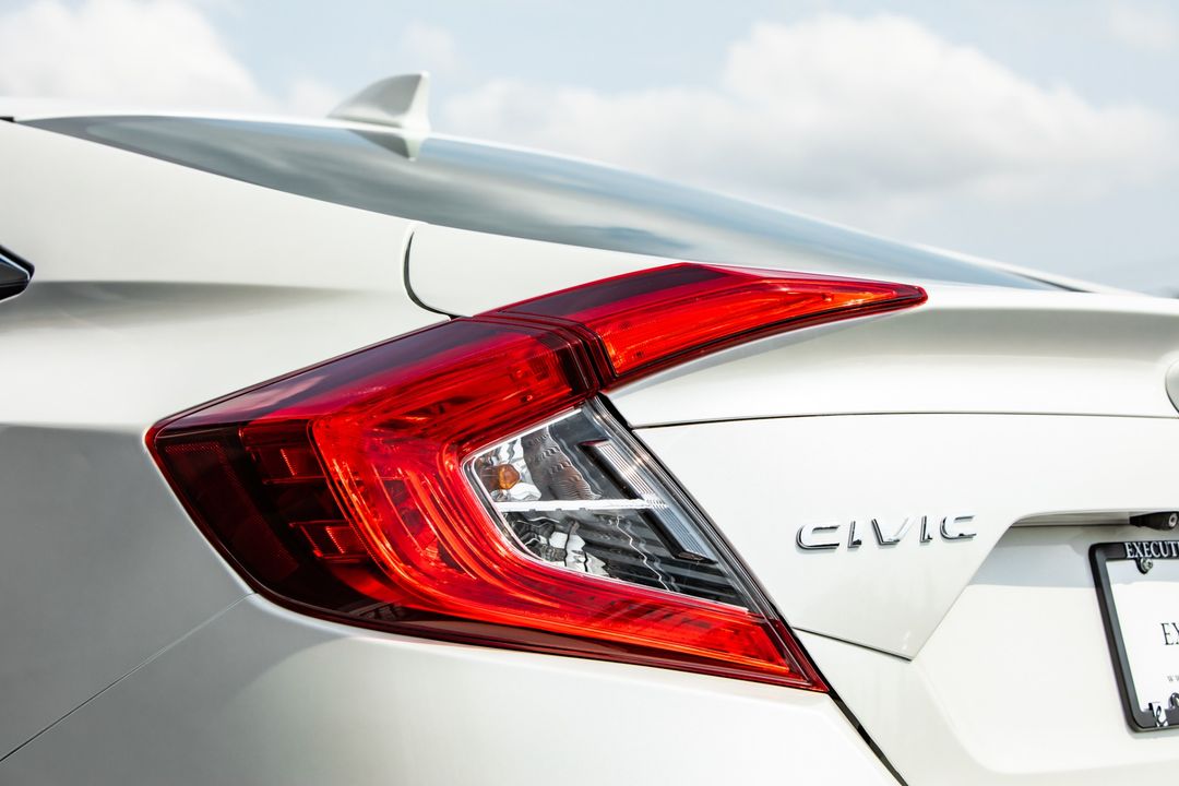 2018 HONDA CIVIC