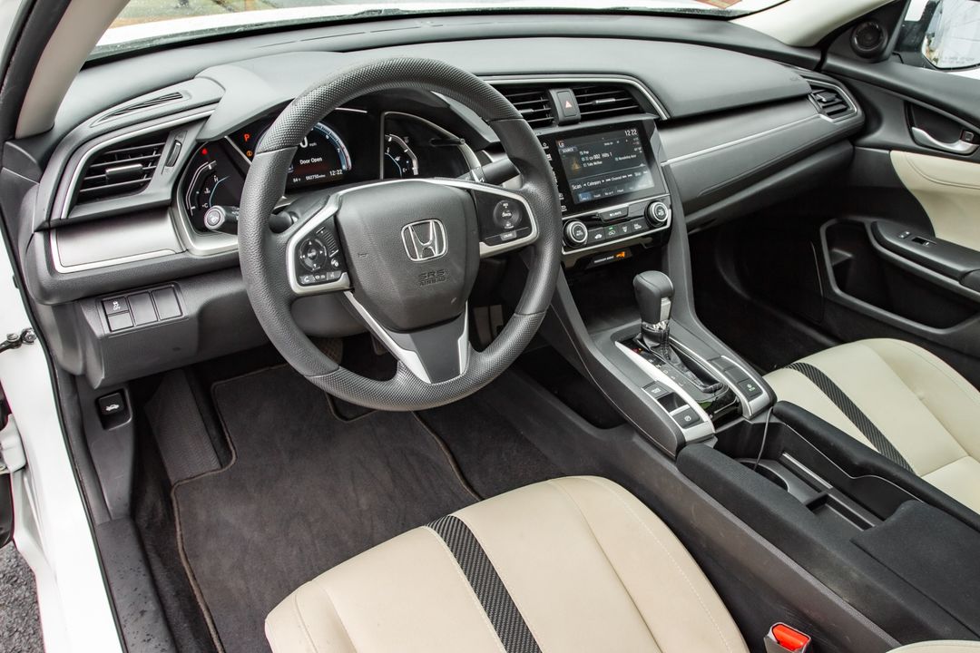 2018 HONDA CIVIC