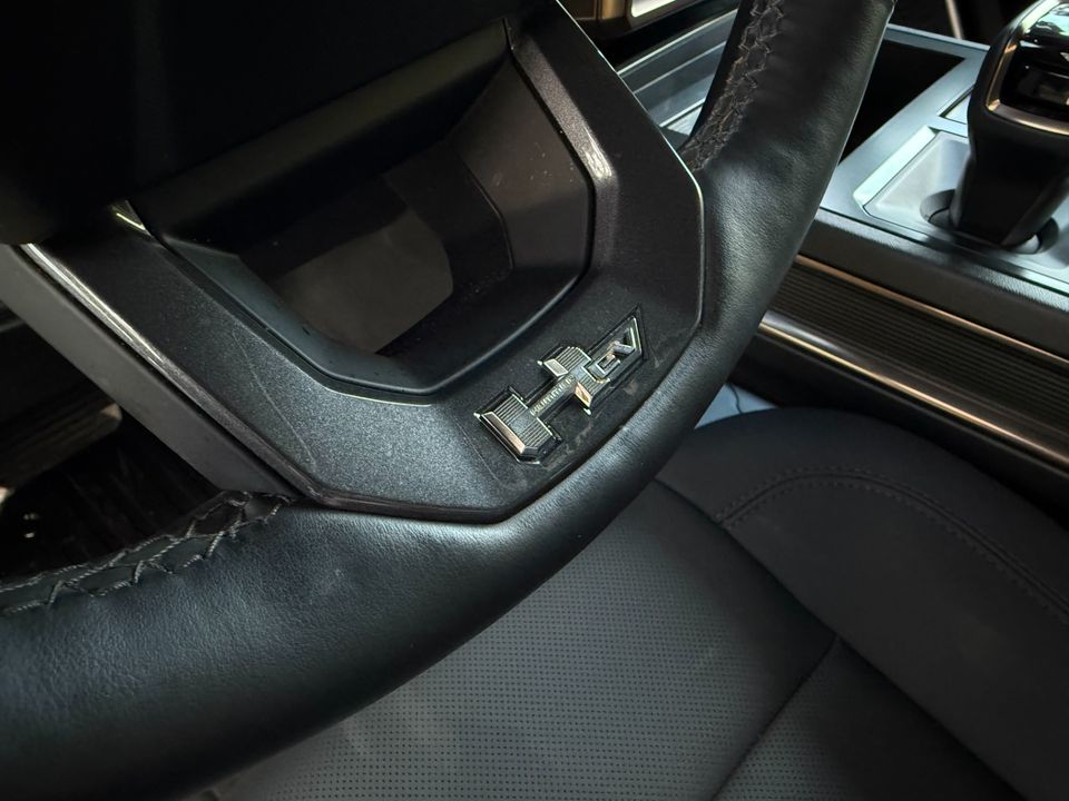 2025 GMC HUMMER EV