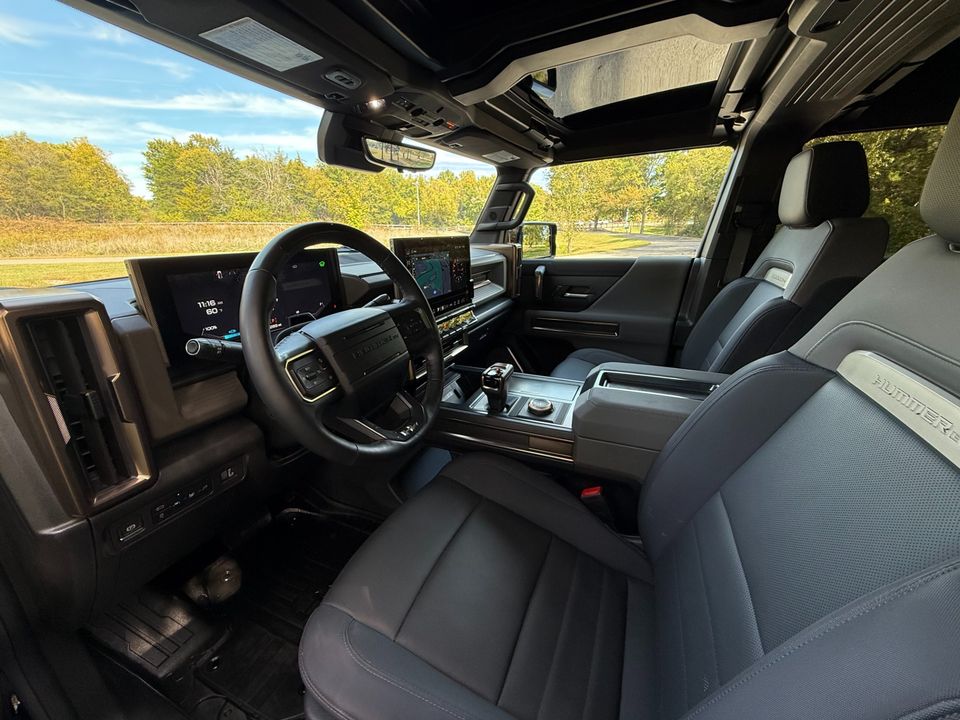 2025 GMC HUMMER EV