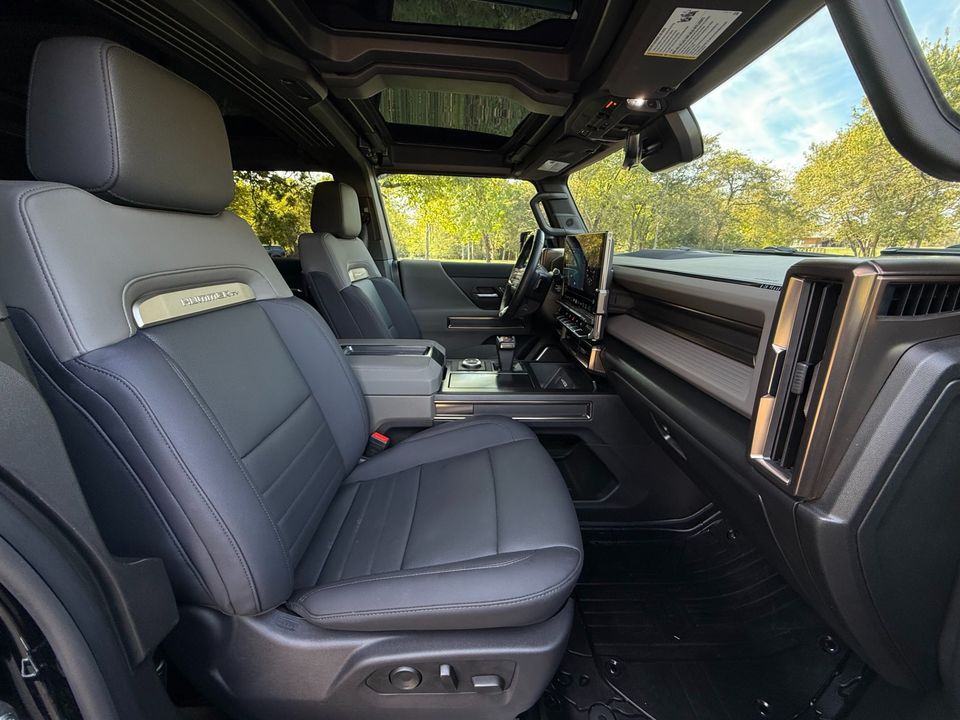 2025 GMC HUMMER EV