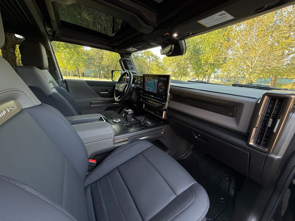 2025 GMC HUMMER EV