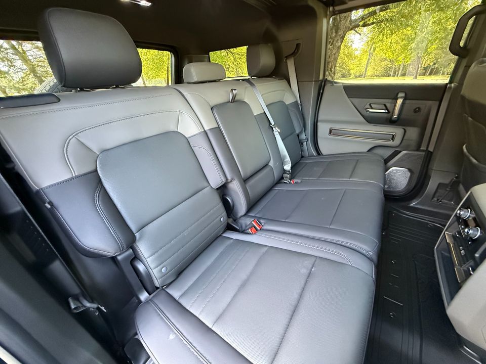 2025 GMC HUMMER EV