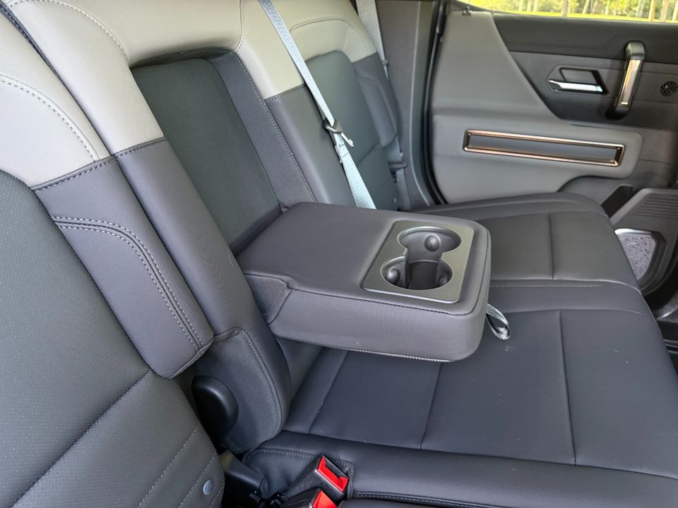 2025 GMC HUMMER EV