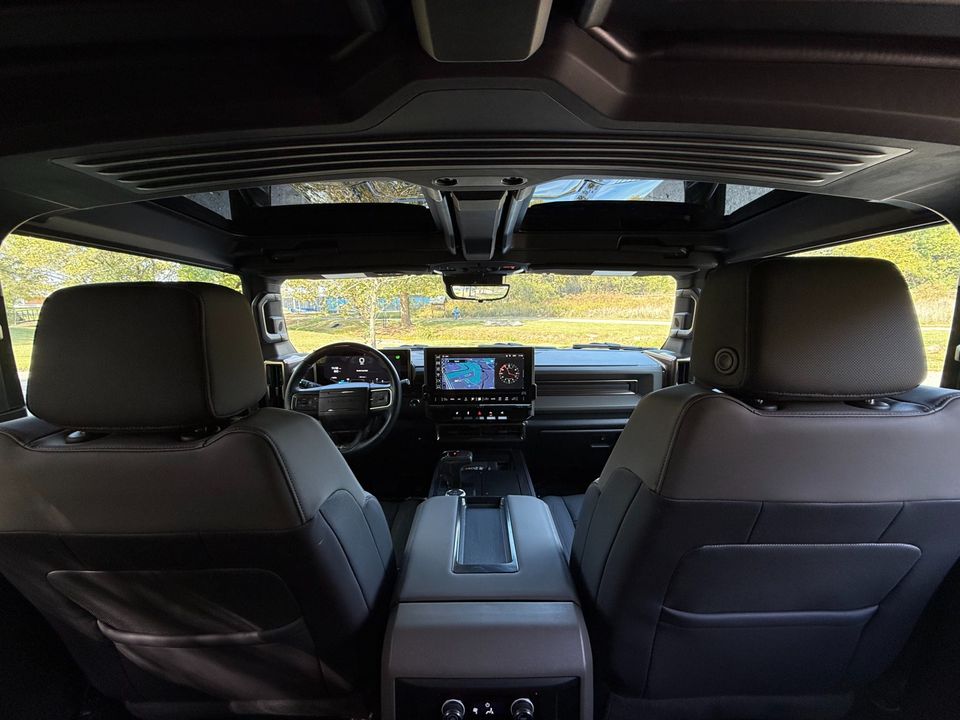 2025 GMC HUMMER EV