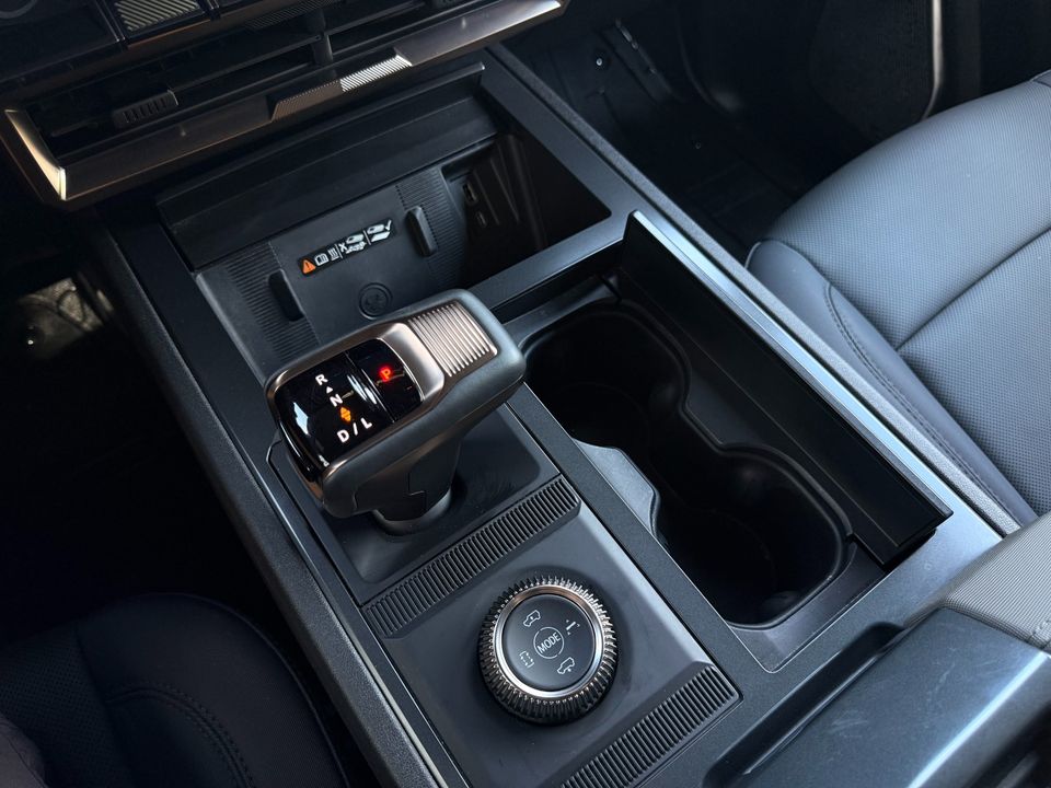 2025 GMC HUMMER EV