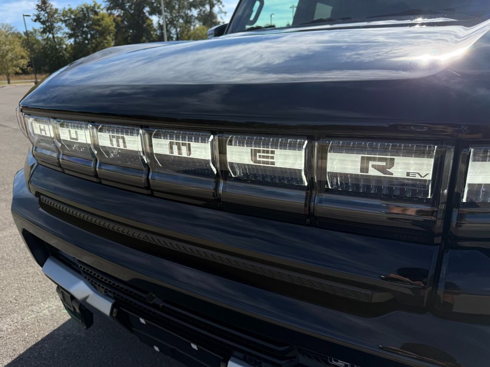 2025 GMC HUMMER EV