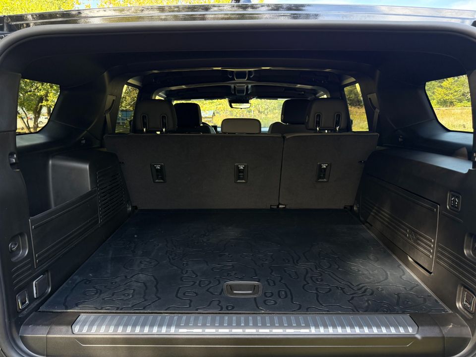 2025 GMC HUMMER EV