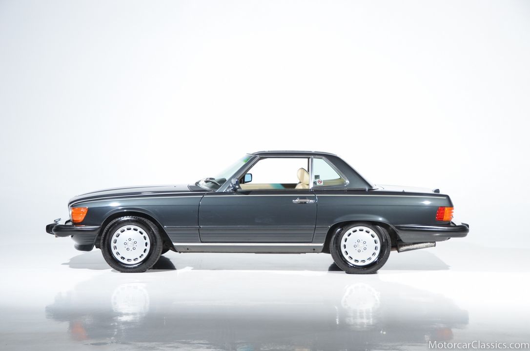 1989 Mercedes-Benz 560-Class