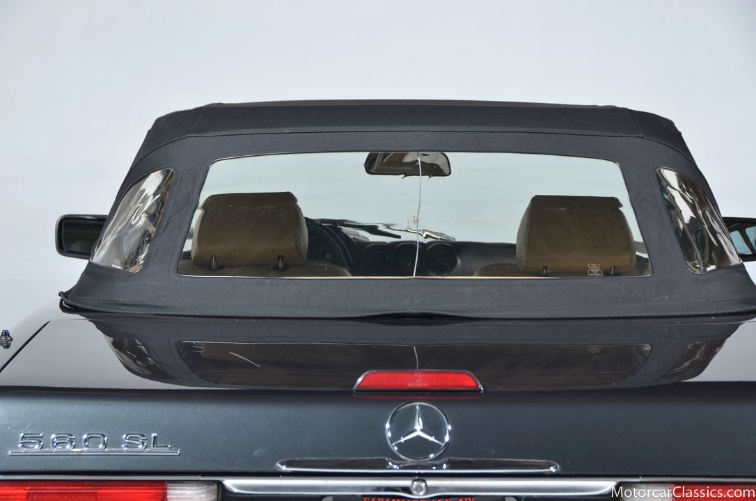 1989 Mercedes-Benz 560-Class