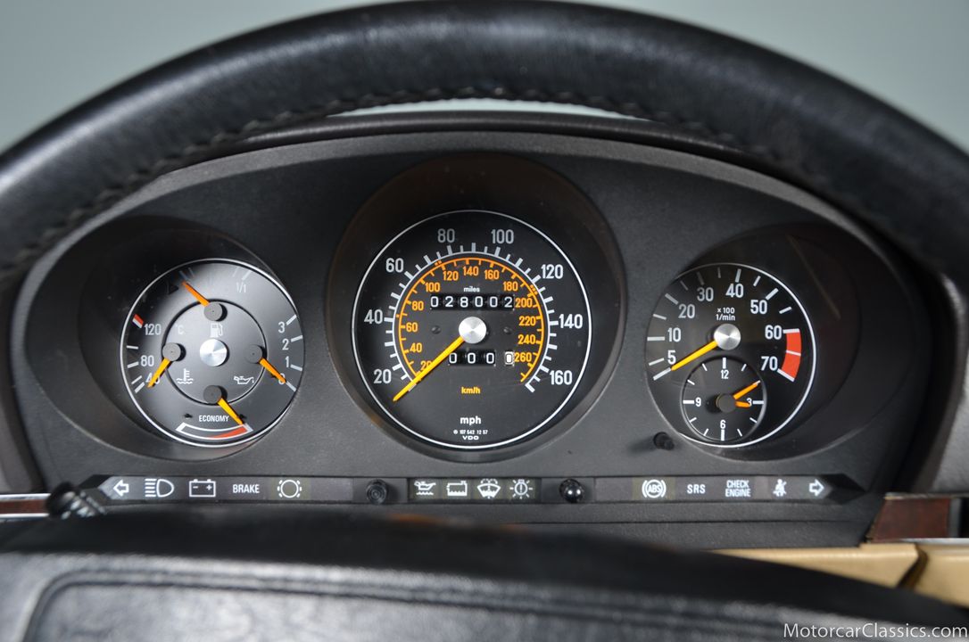1989 Mercedes-Benz 560-Class