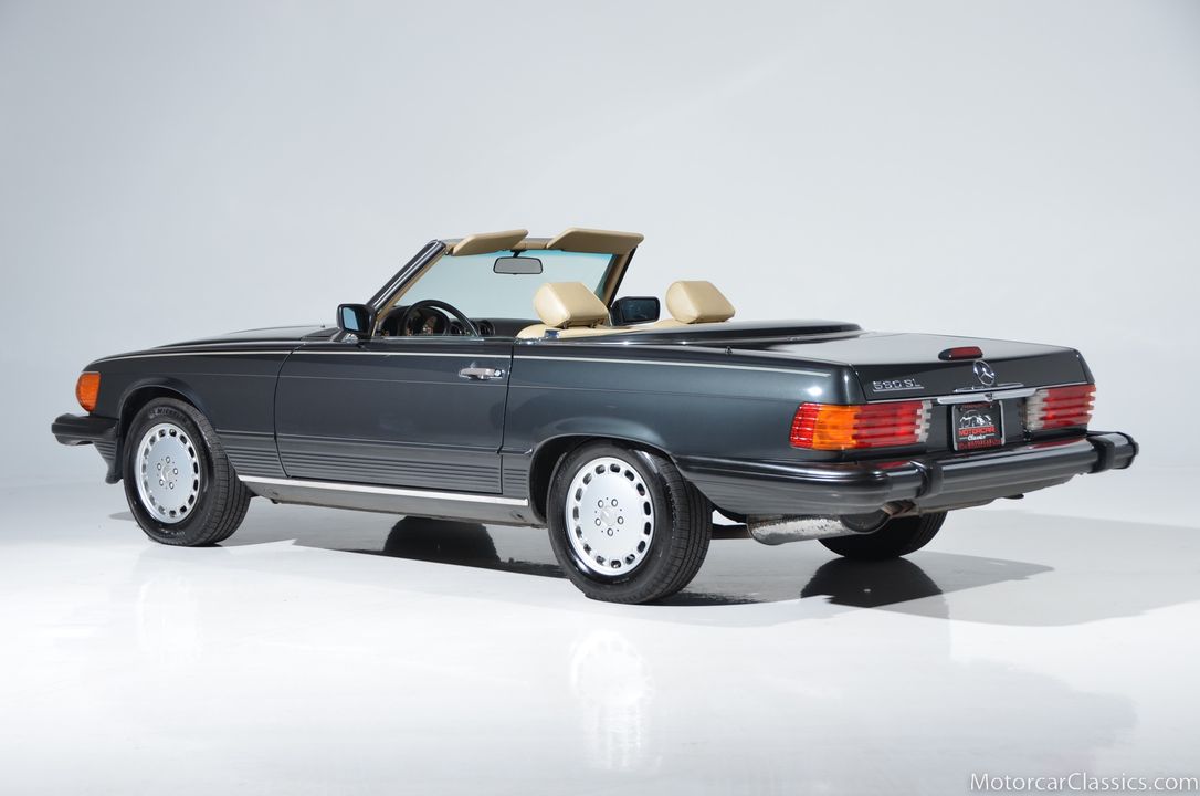 1989 Mercedes-Benz 560-Class
