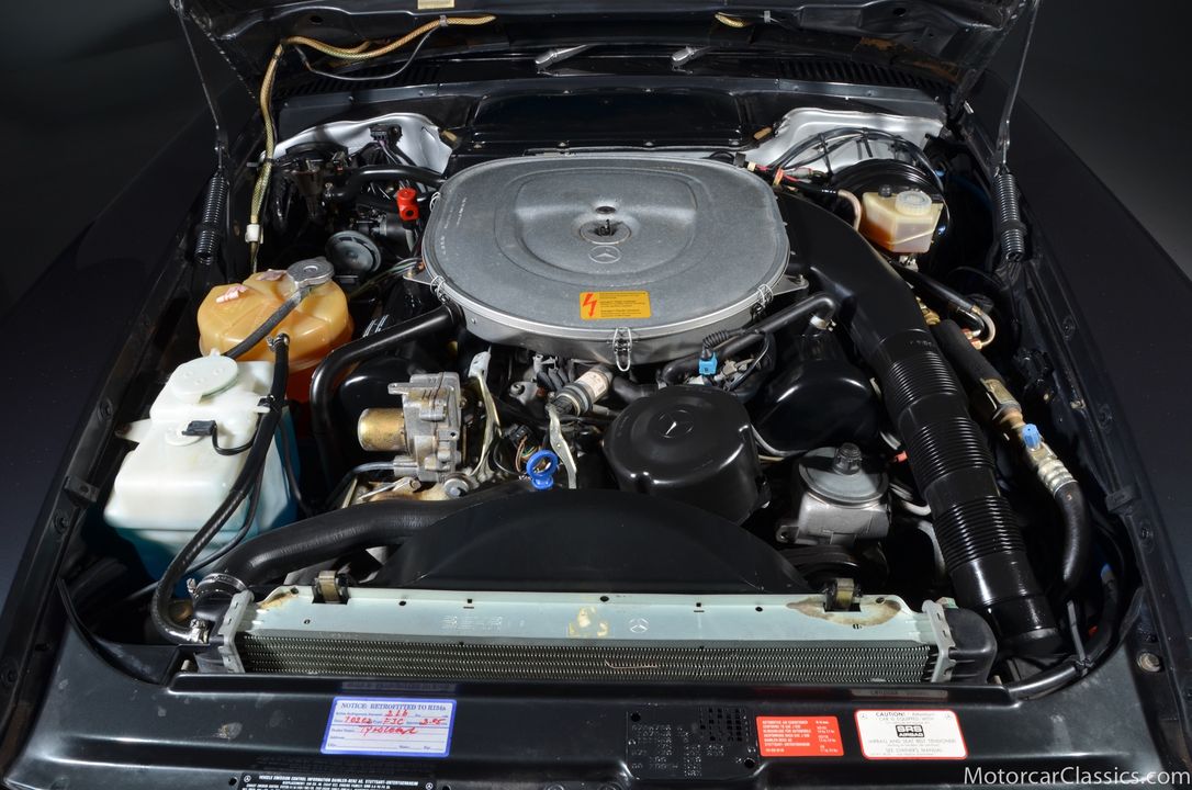 1989 Mercedes-Benz 560-Class