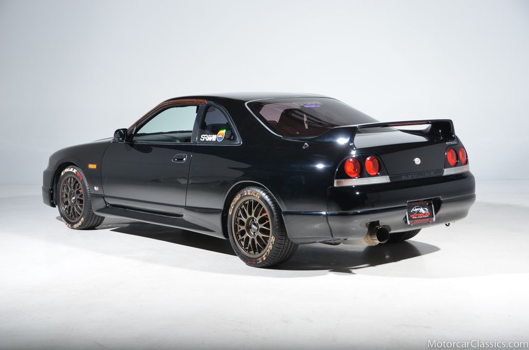 1996 Nissan Skyline