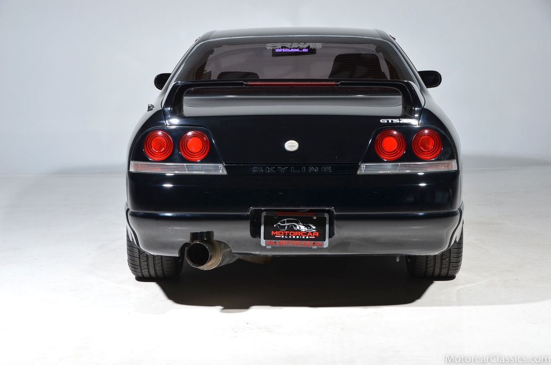1996 Nissan Skyline