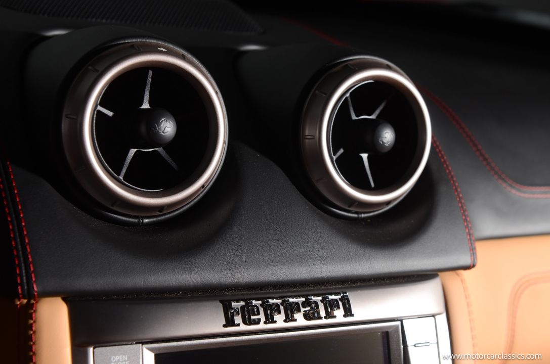 2010 Ferrari California